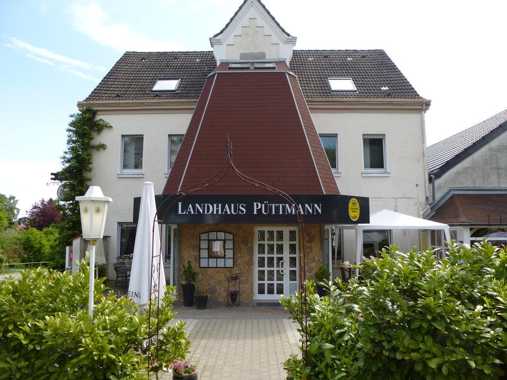 Отель Landhaus-Puettmann Фрёнденберг Экстерьер фото